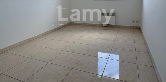 Image 4 sur 13 - Appartement  ·  Location · Entraigues Sur La Sorgue (84320) · 3 pièces · 67m²