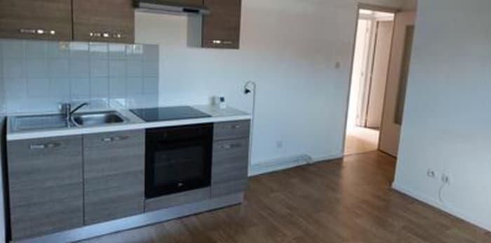 Image 6 sur 9 - Appartement  ·  Location · Annoeullin (59112) · 2 pièces · 33m²