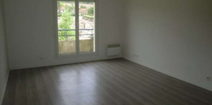 Image 1 sur 3 - Appartement  ·  Location · Chanteloup Les Vignes (78570) · 2 pièces · 40m²