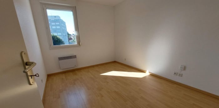 Image 7 sur 11 - Appartement  ·  Location · Besancon (25000) · 2 pièces · 49m²