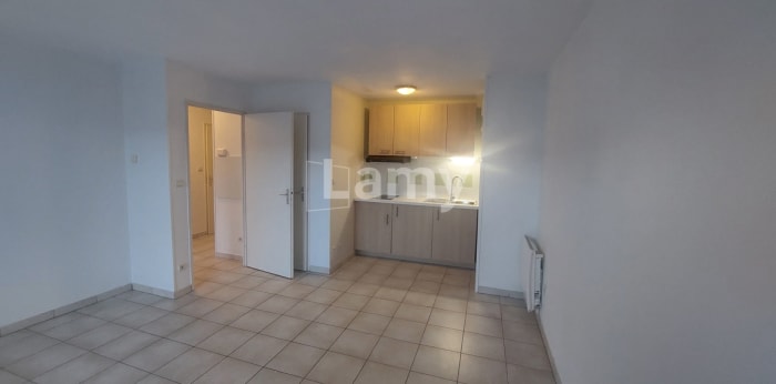 Image 1 sur 10 - Appartement  ·  Location · Libourne (33500) · 2 pièces · 43m²