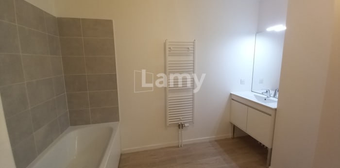 Image 4 sur 6 - Appartement  ·  Location · Rouen (76100) · 3 pièces · 67m²