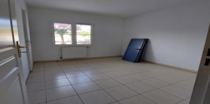 Image 4 sur 5 - Appartement  ·  Location · Roquebrune Sur Argens (83520) · 4 pièces · 79m²