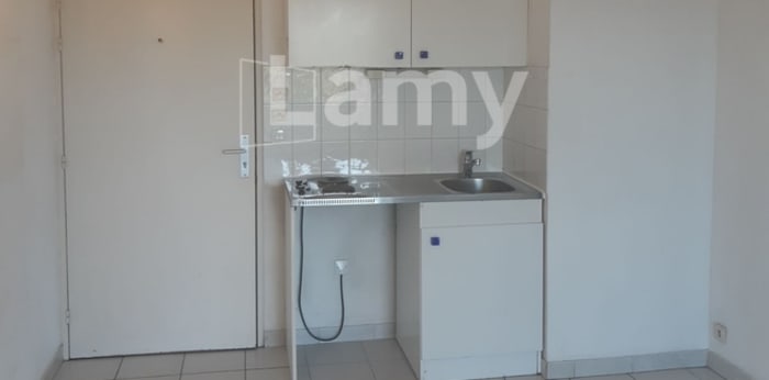 Image 3 sur 6 - Appartement  ·  Location · Aix En Provence (13090) · 2 pièces · 37m²