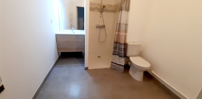 Image 9 sur 13 - Appartement  ·  Location · Marseille (13009) · 2 pièces · 44m²