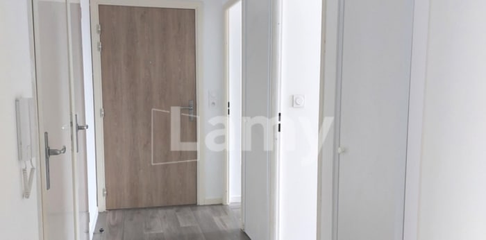 Image 6 sur 15 - Appartement  ·  Location · Orleans (45000) · 4 pièces · 85m²