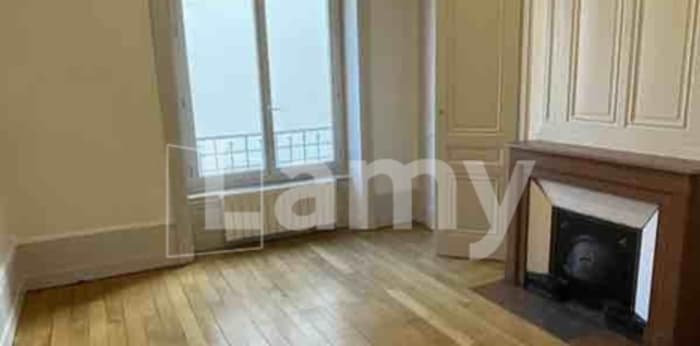Image 9 sur 10 - Appartement  ·  Location · Lyon (69007) · 4 pièces · 111m²