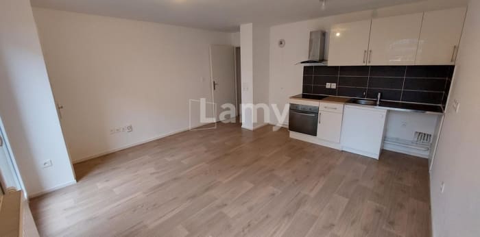 Image 1 sur 6 - Appartement  ·  Location · Arpajon (91290) · 1 pièce · 30m²