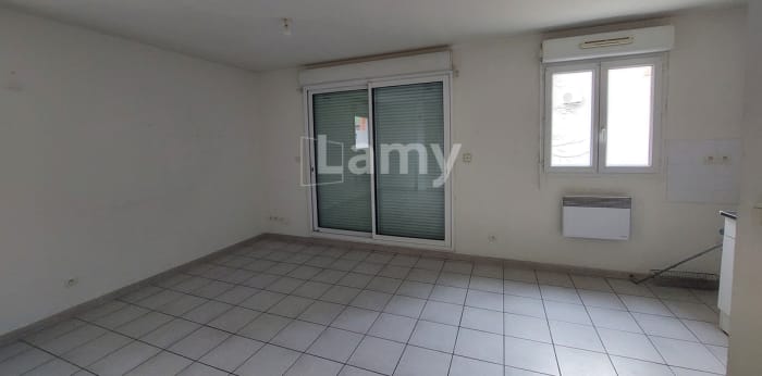 Image 4 sur 14 - Appartement  ·  Location · Nimes (30000) · 2 pièces · 47m²
