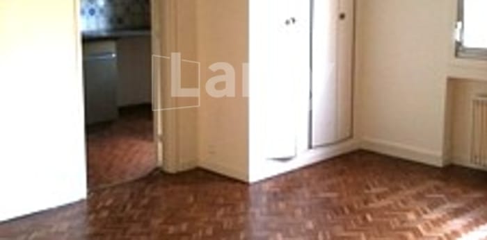 Image 3 sur 6 - Appartement  ·  Location · Paris (75011) · 1 pièce · 33m²