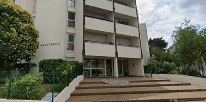 Image 1 sur 1 - Parking/box  ·  Location · Bordeaux (33000) · 1m²