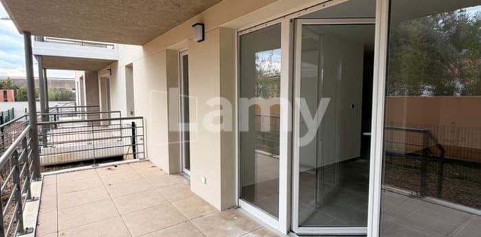 Image 7 sur 8 - Appartement  ·  Location · Les Angles (30133) · 2 pièces · 41m²