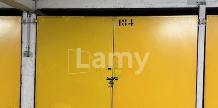 Image 4 sur 6 - Parking/box  ·  Location · Paris (75012) · 12m²