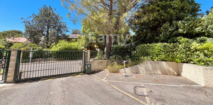 Image 10 sur 10 - Appartement  ·  Location · Aix En Provence (13090) · 1 pièce · 19m²