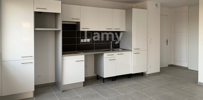 Image 1 sur 7 - Appartement  ·  Location · Toulouse (31300) · 3 pièces · 65m²