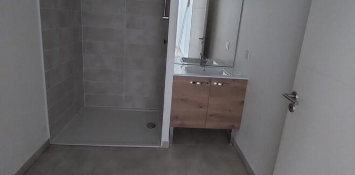 Image 11 sur 13 - Appartement  ·  Location · Nimes (30000) · 2 pièces · 44m²