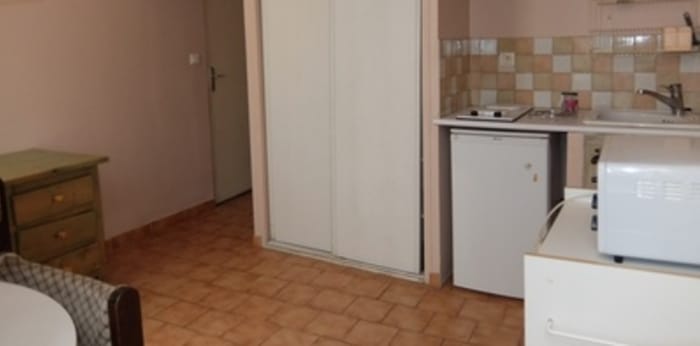 Appartement  ·  Location · Aix En Provence (13100) · 1 pièce · 12m²
