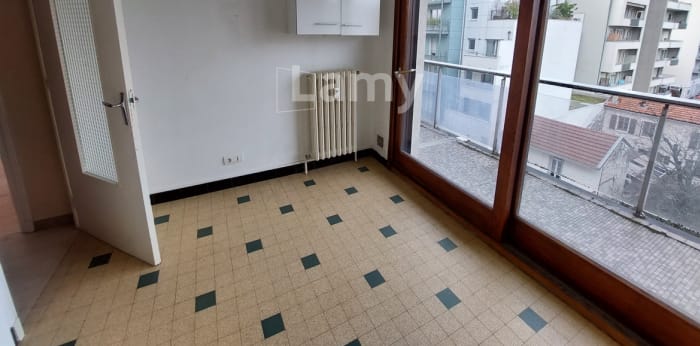 Image 4 sur 9 - Appartement  ·  Location · Grenoble (38100) · 1 pièce · 28m²