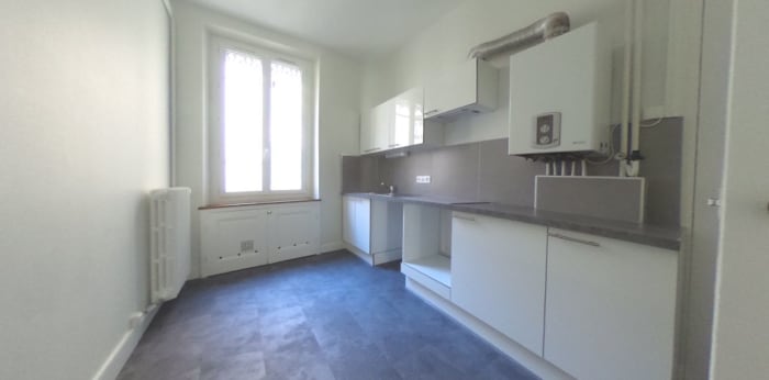 Image 2 sur 9 - Appartement  ·  Location · Grenoble (38000) · 5 pièces · 105m²