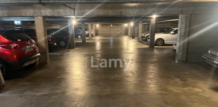 Image 4 sur 4 - Parking/box  ·  Location · Rixheim (68170) · 13m²