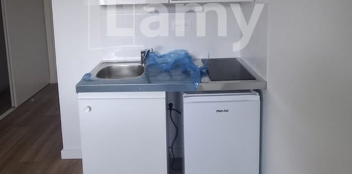 Image 4 sur 6 - Appartement  ·  Location · Bordeaux (33800) · 1 pièce · 19m²