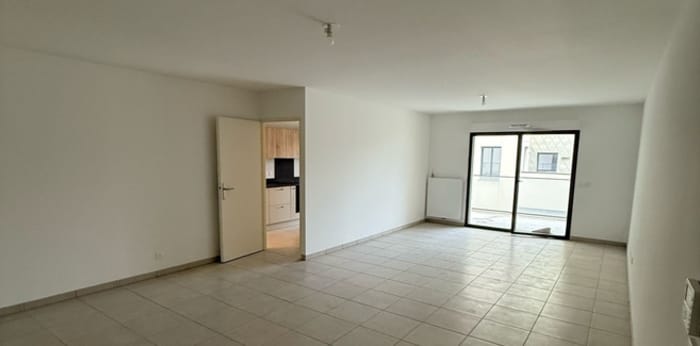Image 1 sur 8 - Appartement  ·  Location · Bordeaux (33800) · 5 pièces · 123m²