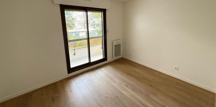 Image 6 sur 7 - Appartement  ·  Location · Bordeaux (33200) · 3 pièces · 65m²