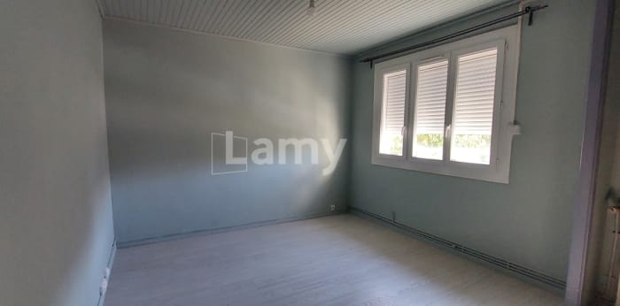 Image 3 sur 11 - Appartement  ·  Location · Ales (30100) · 3 pièces · 66m²