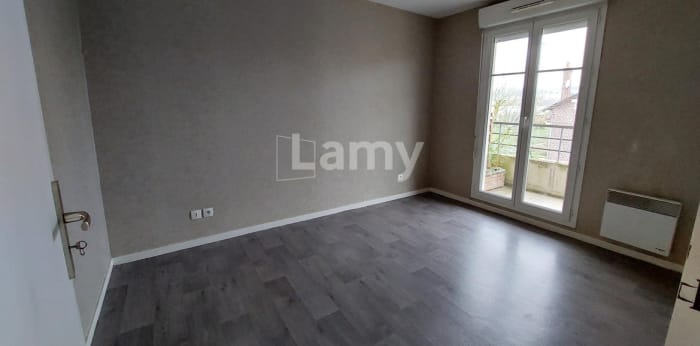 Image 3 sur 8 - Appartement  ·  Location · Margny Les Compiegne (60280) · 2 pièces · 41m²