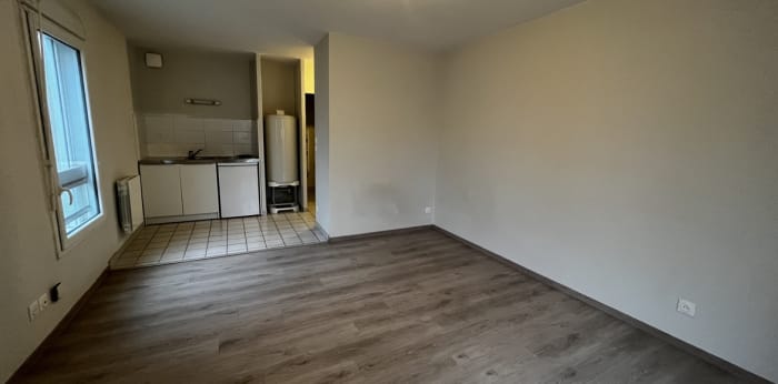 Image 1 sur 9 - Appartement  ·  Location · Dijon (21000) · 1 pièce · 27m²