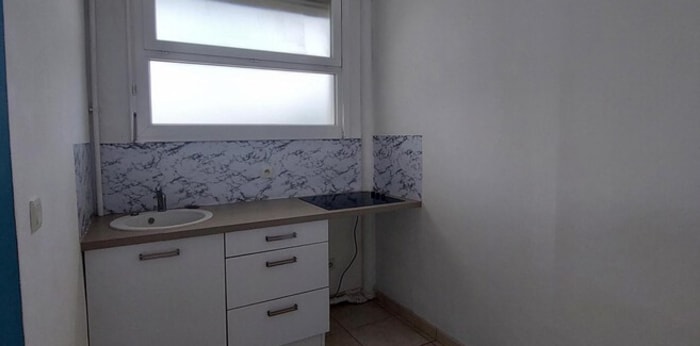 Image 2 sur 7 - Appartement  ·  Location · Royan (17200) · 2 pièces · 49m²