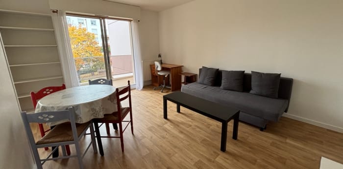 Image 4 sur 15 - Appartement  ·  Location · Dijon (21000) · 1 pièce · 35m²