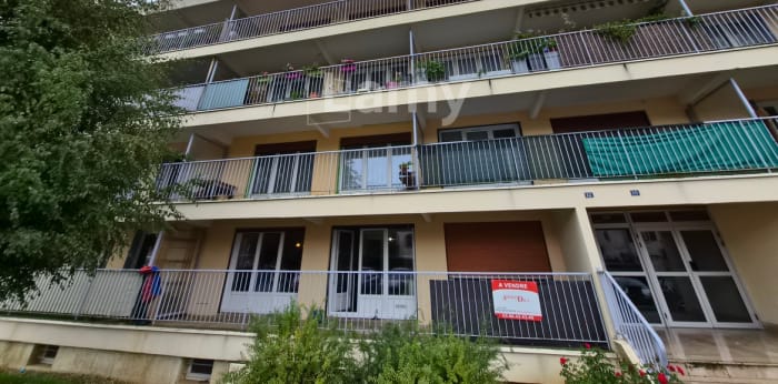 Image 15 sur 17 - Appartement  ·  Location · Auxerre (89000) · 3 pièces · 80m²