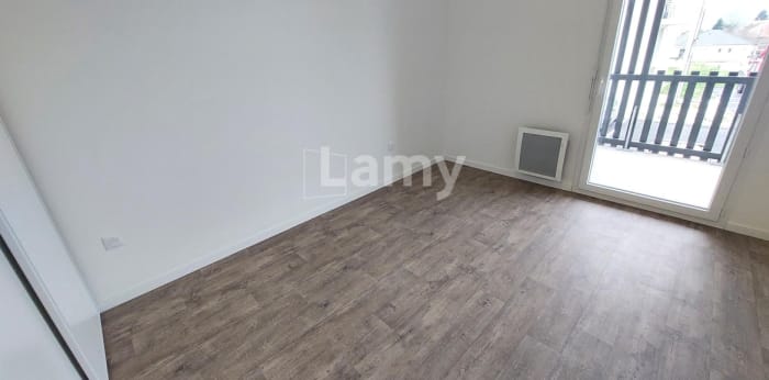 Image 7 sur 11 - Appartement  ·  Location · Lons (64140) · 3 pièces · 57m²