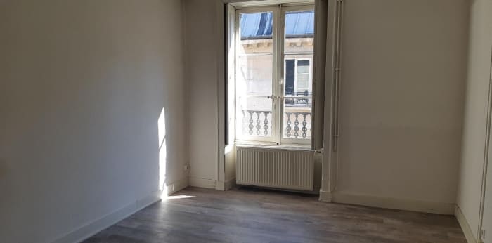 Image 8 sur 11 - Appartement  ·  Location · Besancon (25000) · 2 pièces · 57m²