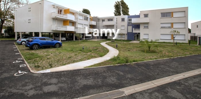 Image 3 sur 8 - Appartement  ·  Location · Royan (17200) · 2 pièces · 54m²