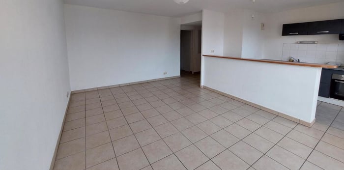 Image 5 sur 18 - Appartement  ·  Location · Nimes (30000) · 3 pièces · 63m²