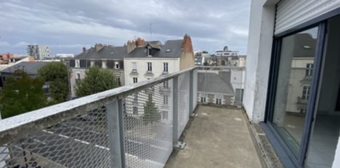 Image 2 sur 6 - Appartement  ·  Location · Nantes (44200) · 2 pièces · 48m²