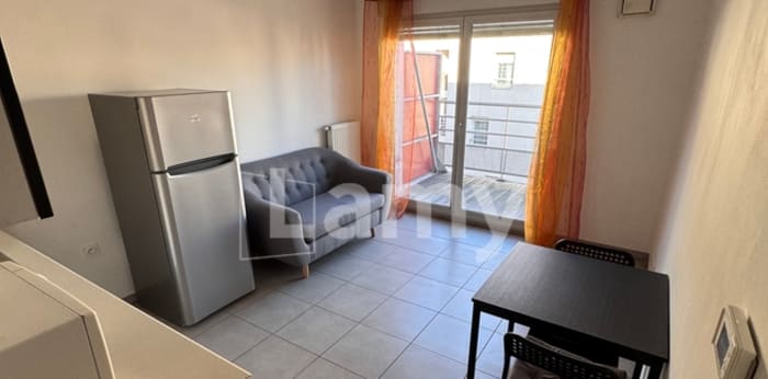 Image 4 sur 7 - Appartement  ·  Location · Oullins Pierre Benite (69310) · 2 pièces · 35m²