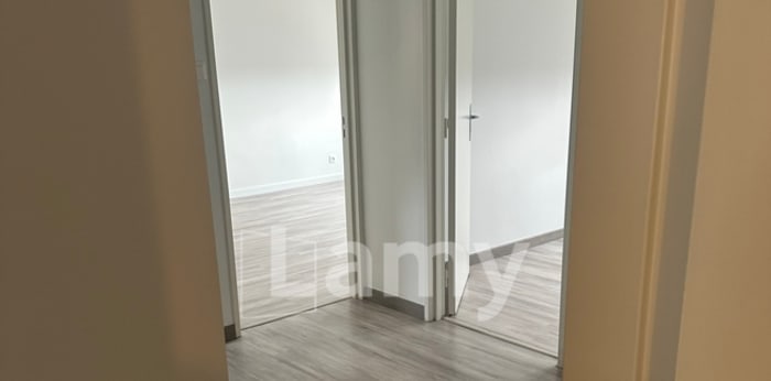 Image 9 sur 13 - Appartement  ·  Location · Selestat (67600) · 4 pièces · 88m²