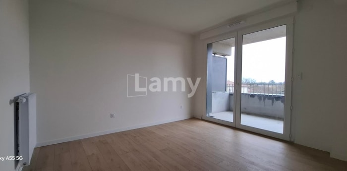 Image 6 sur 10 - Appartement  ·  Location · Toulouse (31300) · 4 pièces · 91m²