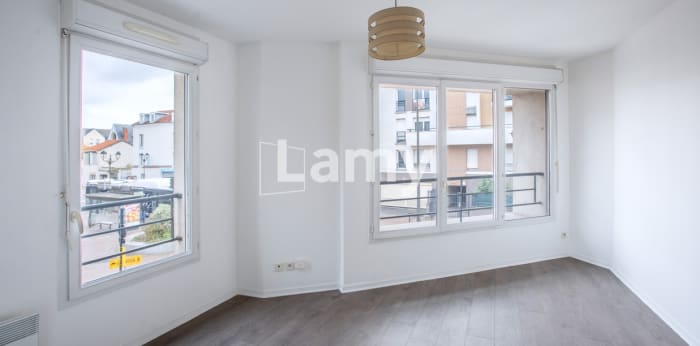Image 7 sur 9 - Appartement  ·  Location · Argenteuil (95100) · 3 pièces · 48m²