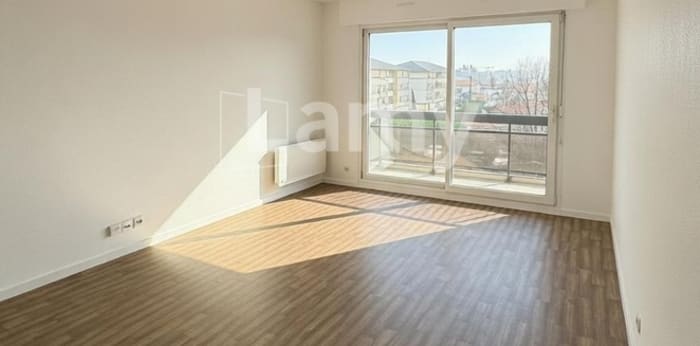 Image 1 sur 8 - Appartement  ·  Location · Merignac (33700) · 3 pièces · 64m²