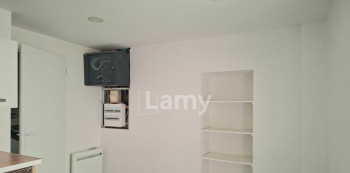 Image 5 sur 14 - Local  ·  Location · Villard De Lans (38250) · 3 pièces · 70m²