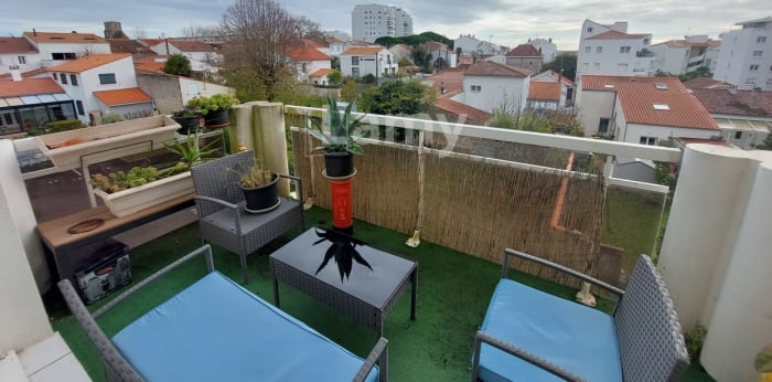 Image 8 sur 9 - Appartement  ·  Location · Royan (17200) · 2 pièces · 50m²