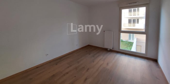 Image 4 sur 8 - Appartement  ·  Location · Amiens (80000) · 3 pièces · 63m²