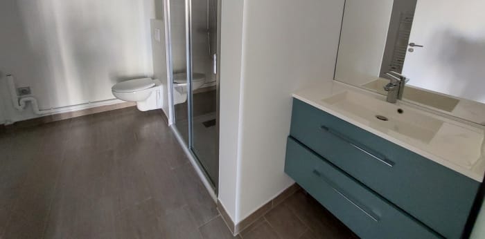 Image 11 sur 15 - Appartement  ·  Location · Marseille (13008) · 2 pièces · 56m²