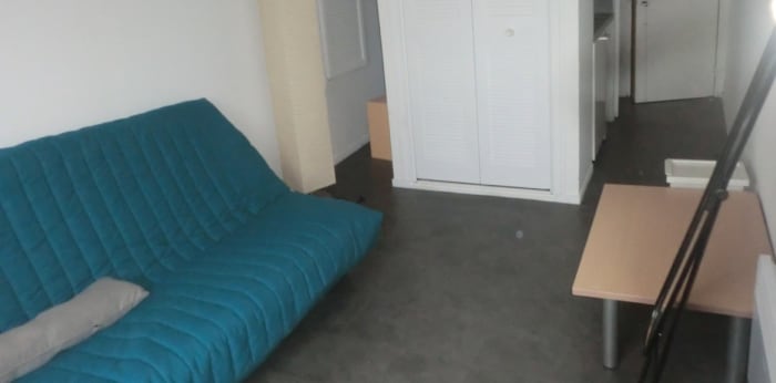 Image 8 sur 10 - Appartement  ·  Location · Aix En Provence (13090) · 1 pièce · 17m²