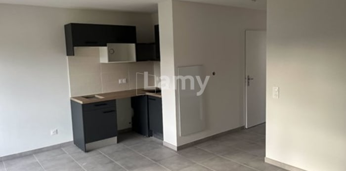 Image 3 sur 5 - Appartement  ·  Location · Artigues Pres Bordeaux (33370) · 2 pièces · 46m²