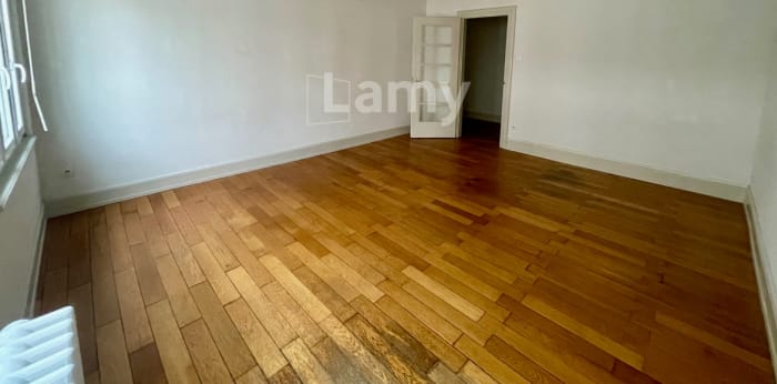 Image 1 sur 10 - Appartement  ·  Location · Strasbourg (67000) · 2 pièces · 63m²